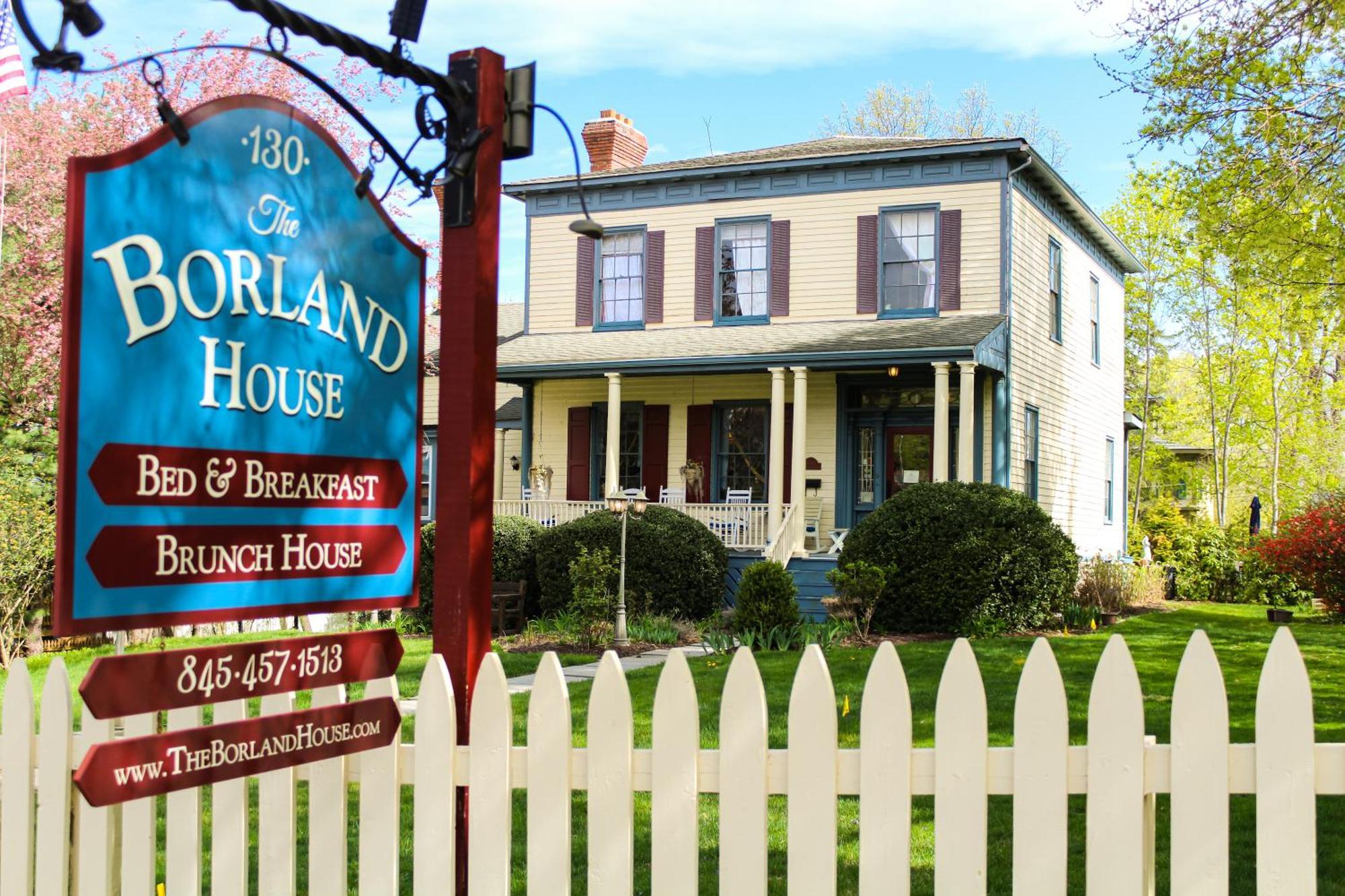 The Borland House Inn 몽고메리 외부 사진