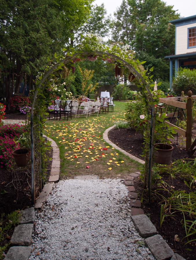 The Borland House Inn 몽고메리 외부 사진