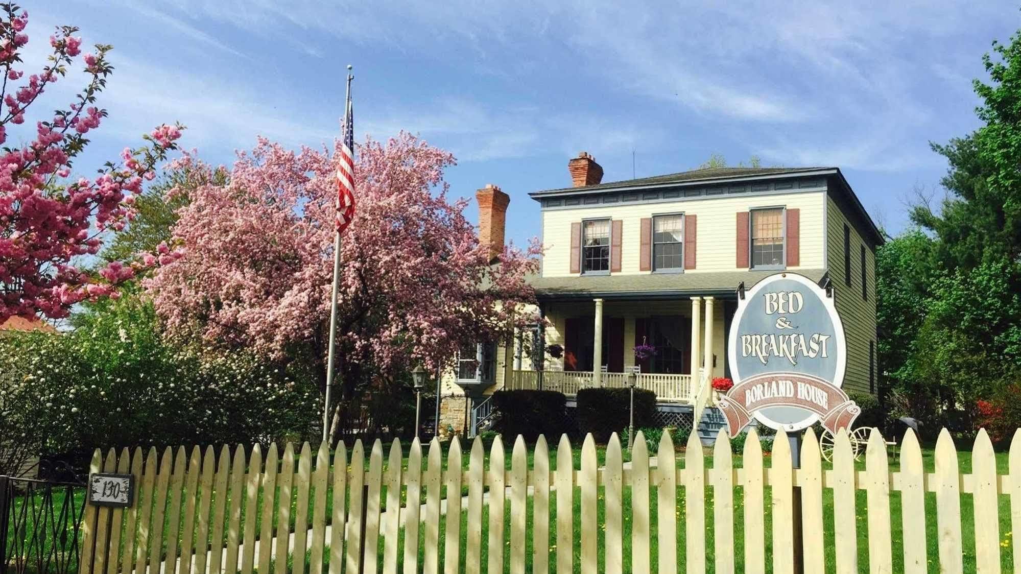 The Borland House Inn 몽고메리 외부 사진